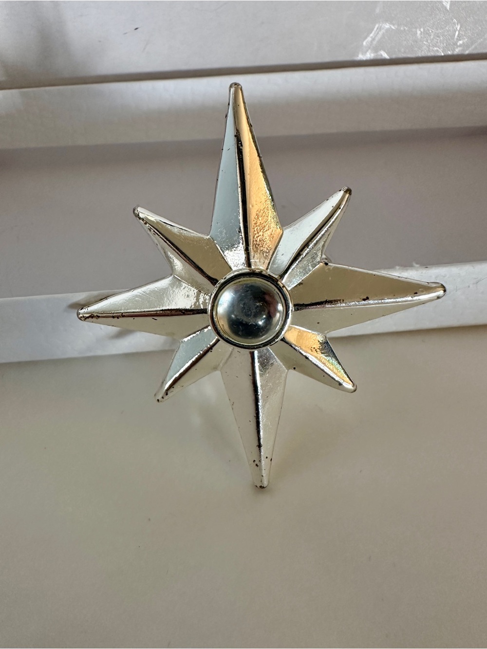 VTG Danecraft Signed Starburst Silver-Tone Brooch with Rhinestone
